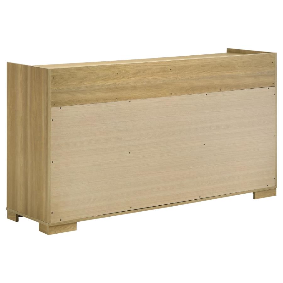 Hyland 4-piece Eastern King Bedroom Set Natural