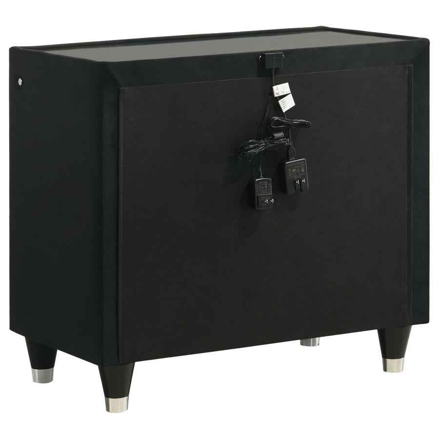 Lorient 4-piece Eastern King Bedroom Set Black