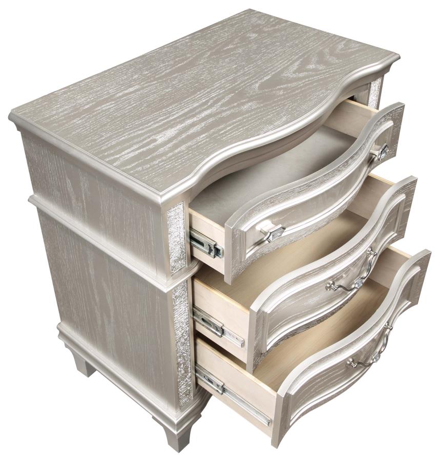 Evangeline 3-drawer Nightstand Silver Oak - Home & Sleep Outlet