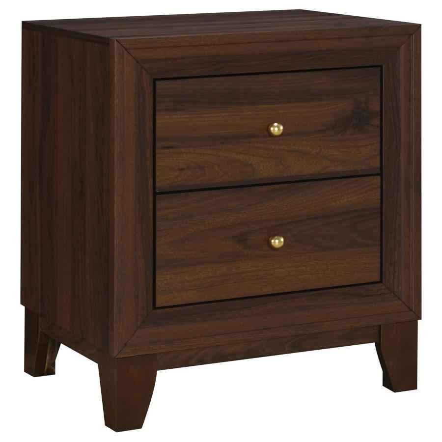 Welsley 4-piece Eastern King Bedroom Set Walnut - Home & Sleep Outlet