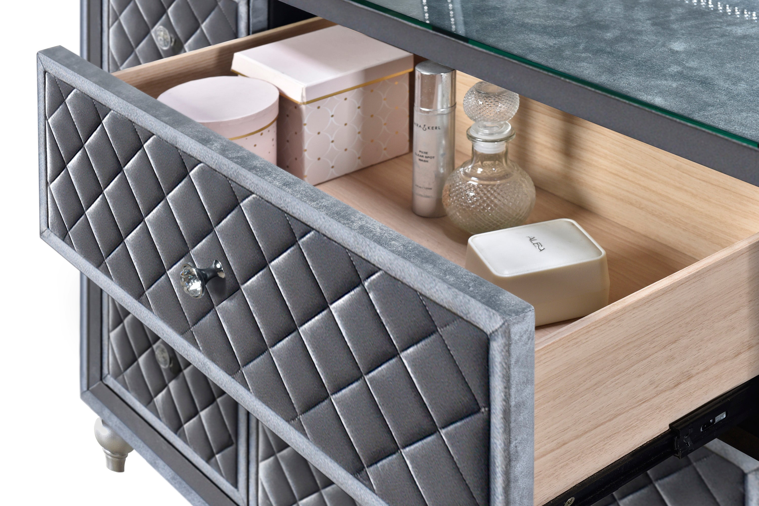 CAMEO B2100K-4P (7-Piece Bedroom Set)