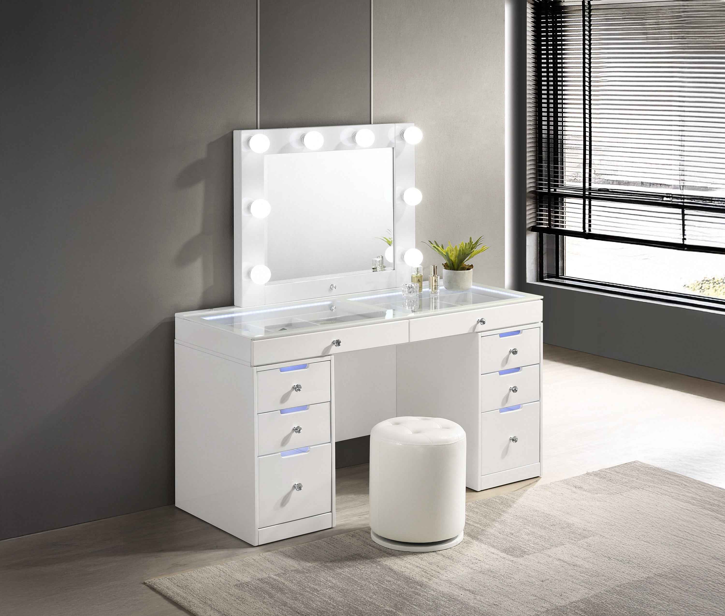 LUXO B4852WHSET (5-Piece Bedroom Set)