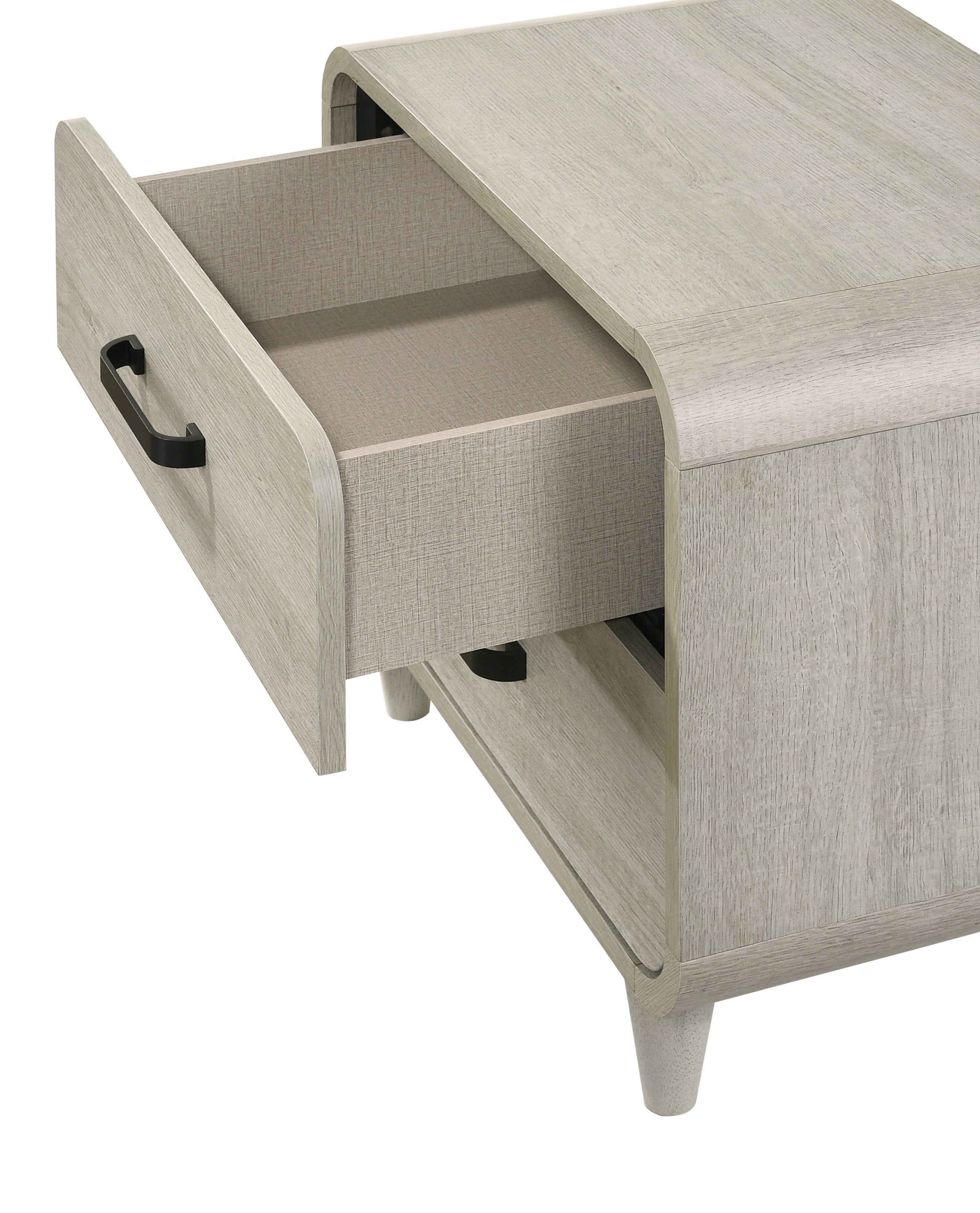 NYOMI B4902K-4P (5-Piece Bedroom Set)