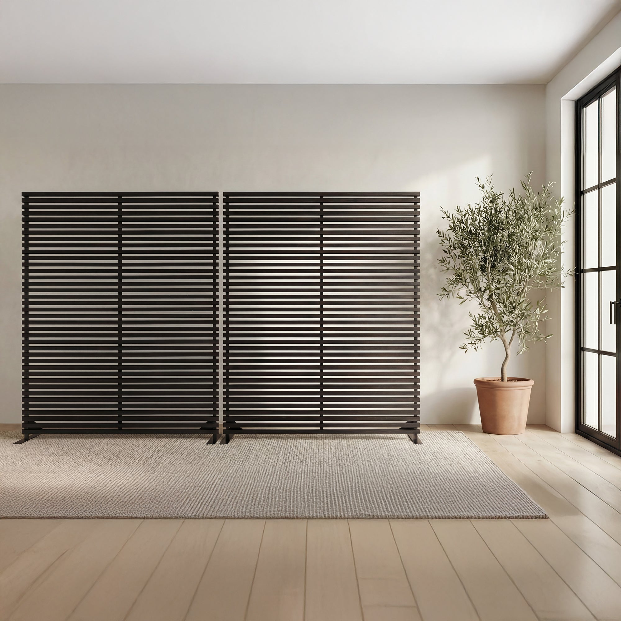 Damani Screen Black
