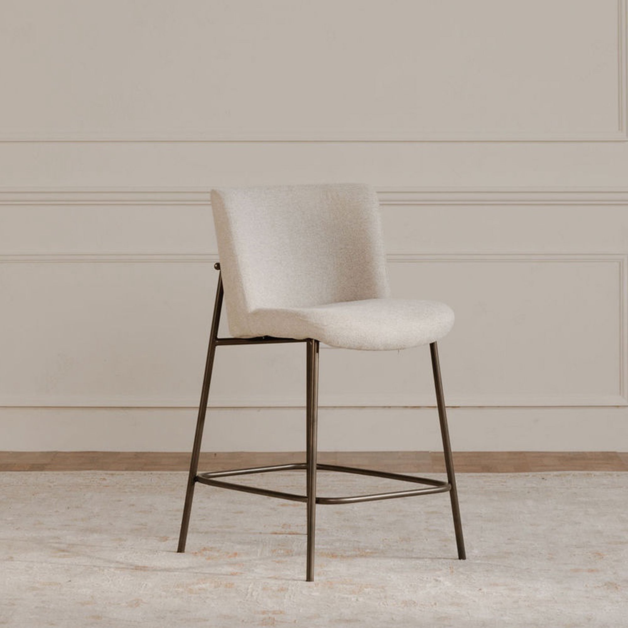 Early Counter Stool Beige