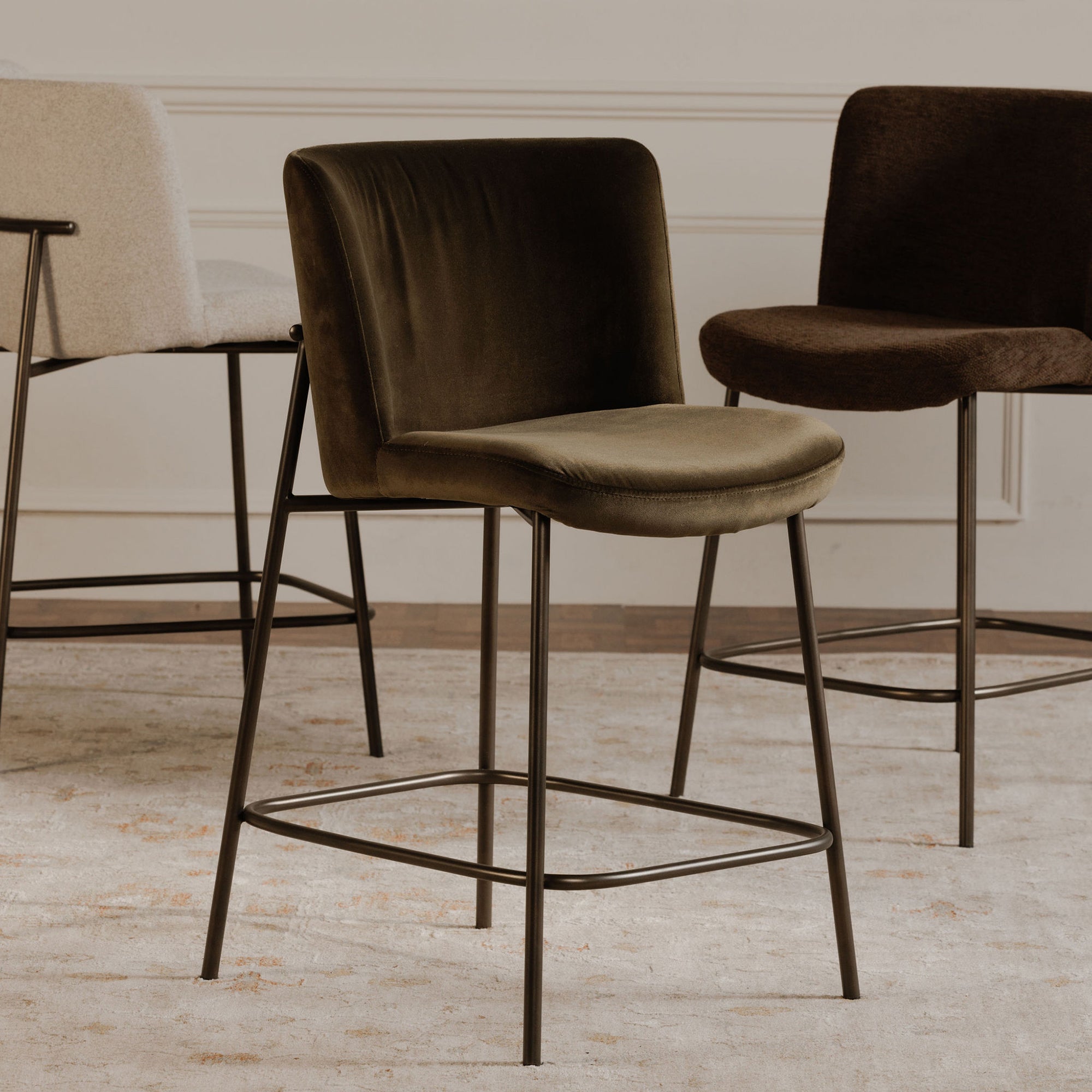 Early Counter Stool Beige