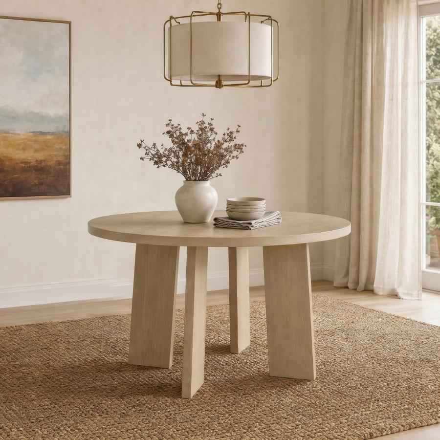Strouse 47-inch Round Wood Dining Room Table Natural Oak