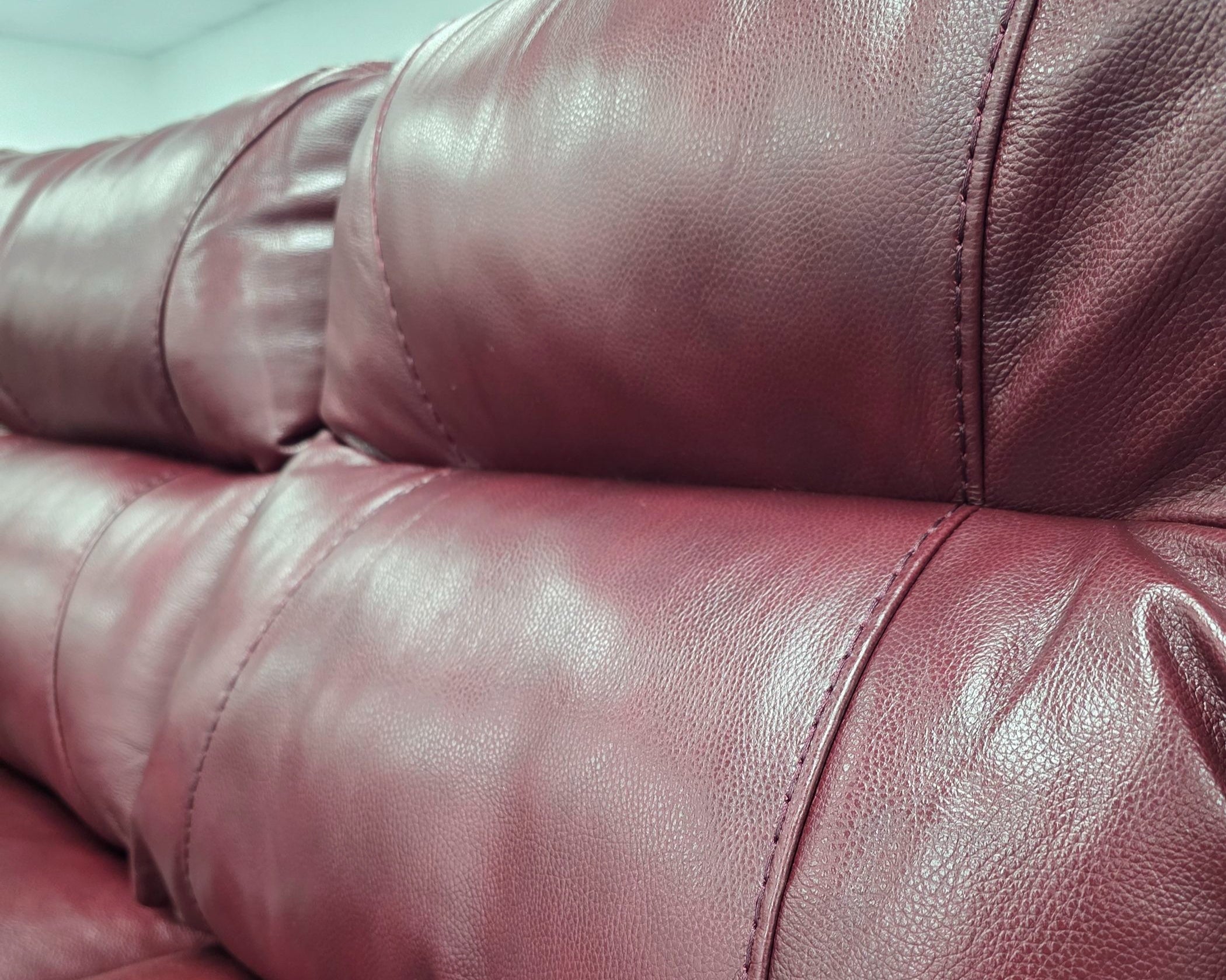2043 Soft Touch Crimson