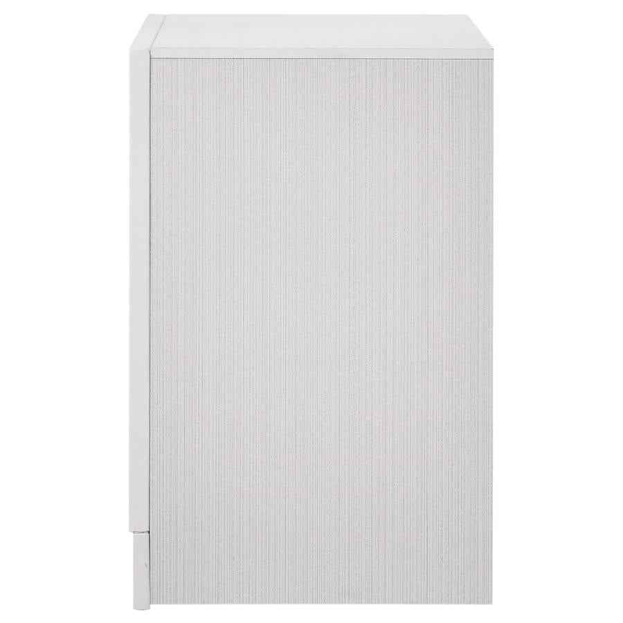 Miranda 3-drawer Nightstand Bedside Table White - Home & Sleep Outlet