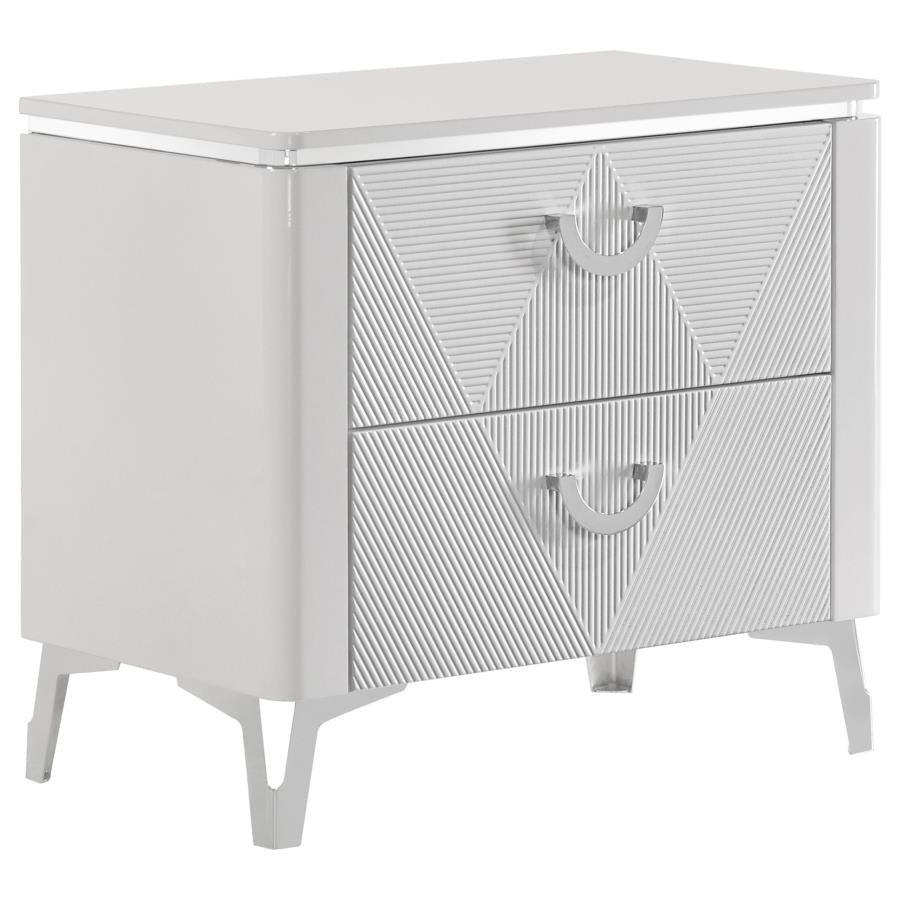 Cassia 4-piece Eastern King LED Bedroom Set White High Gloss