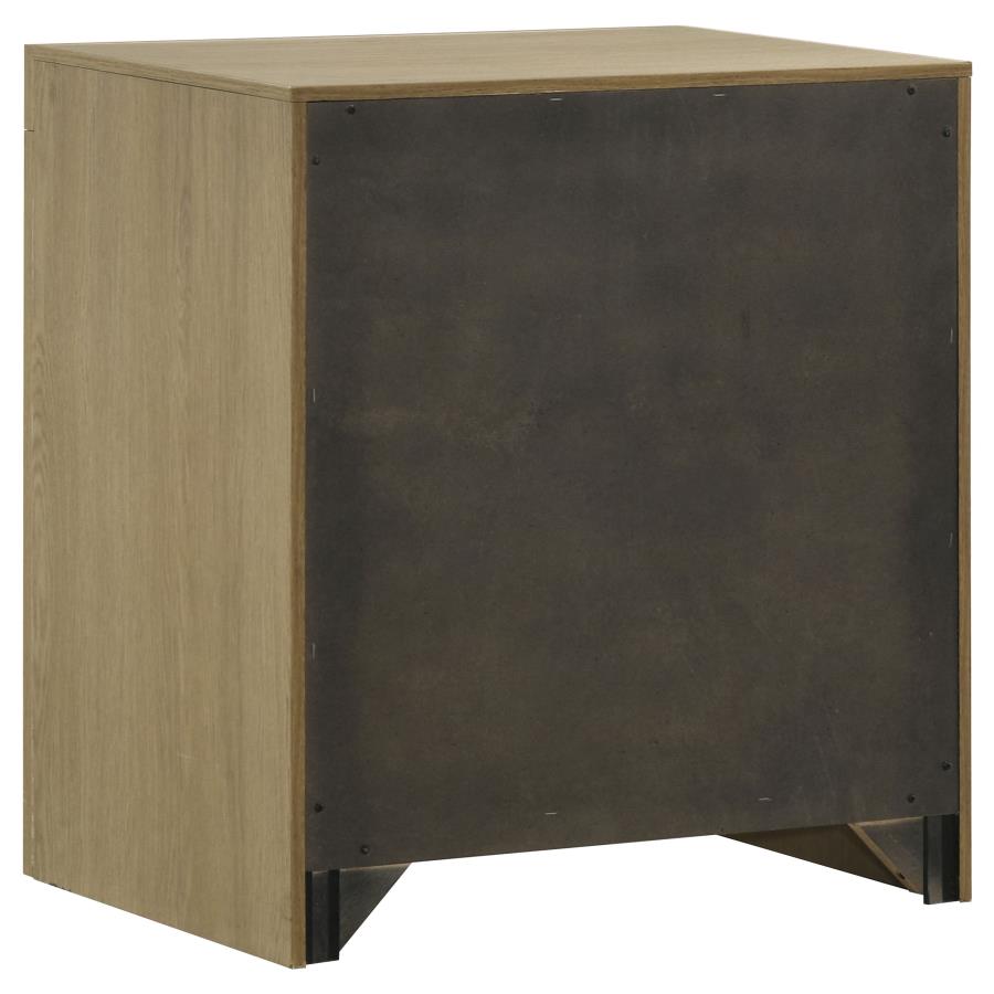 Home & Sleep Outlet - Hendricks 4-piece Queen Bedroom Set Light Oak