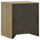 Hendricks 5-piece Eastern King Bedroom Set Light Oak