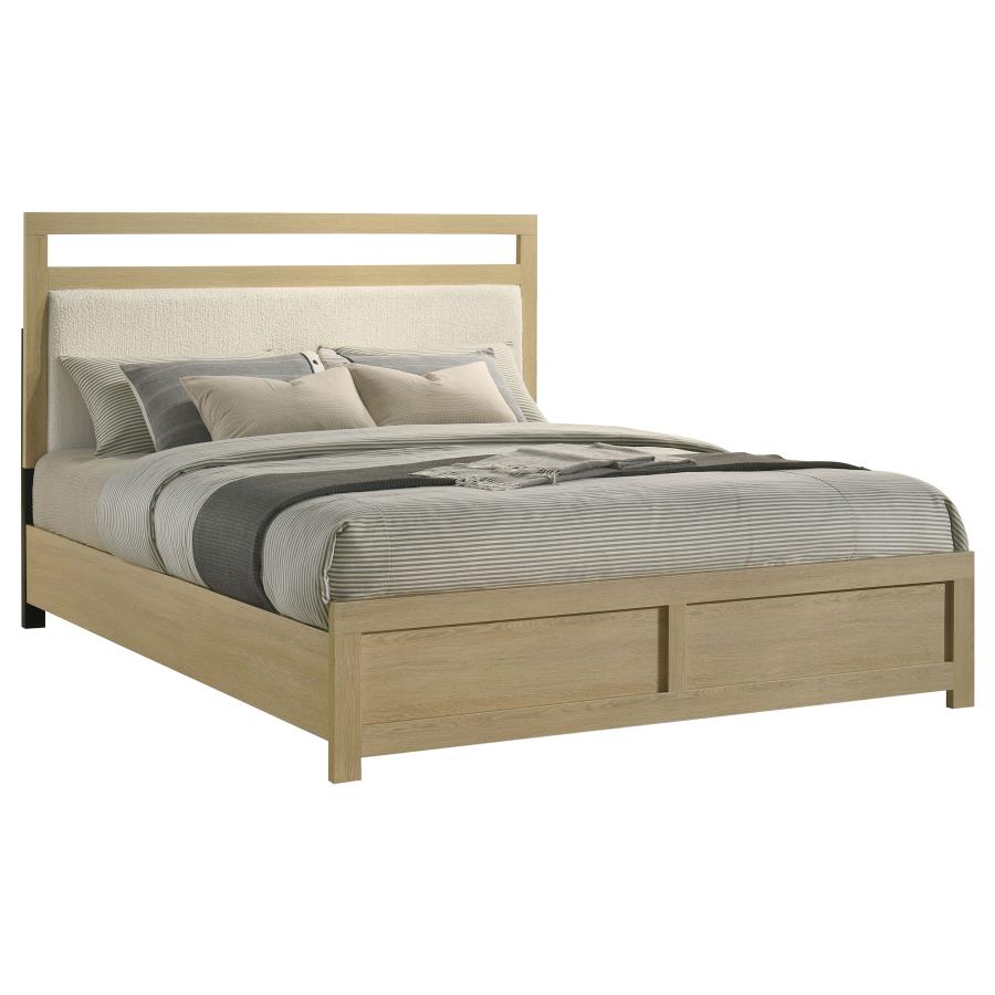 Home & Sleep Outlet - Hendricks California King Panel Headboard Platform Bed Light Oak