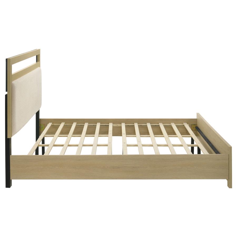 Home & Sleep Outlet - Hendricks California King Panel Headboard Platform Bed Light Oak