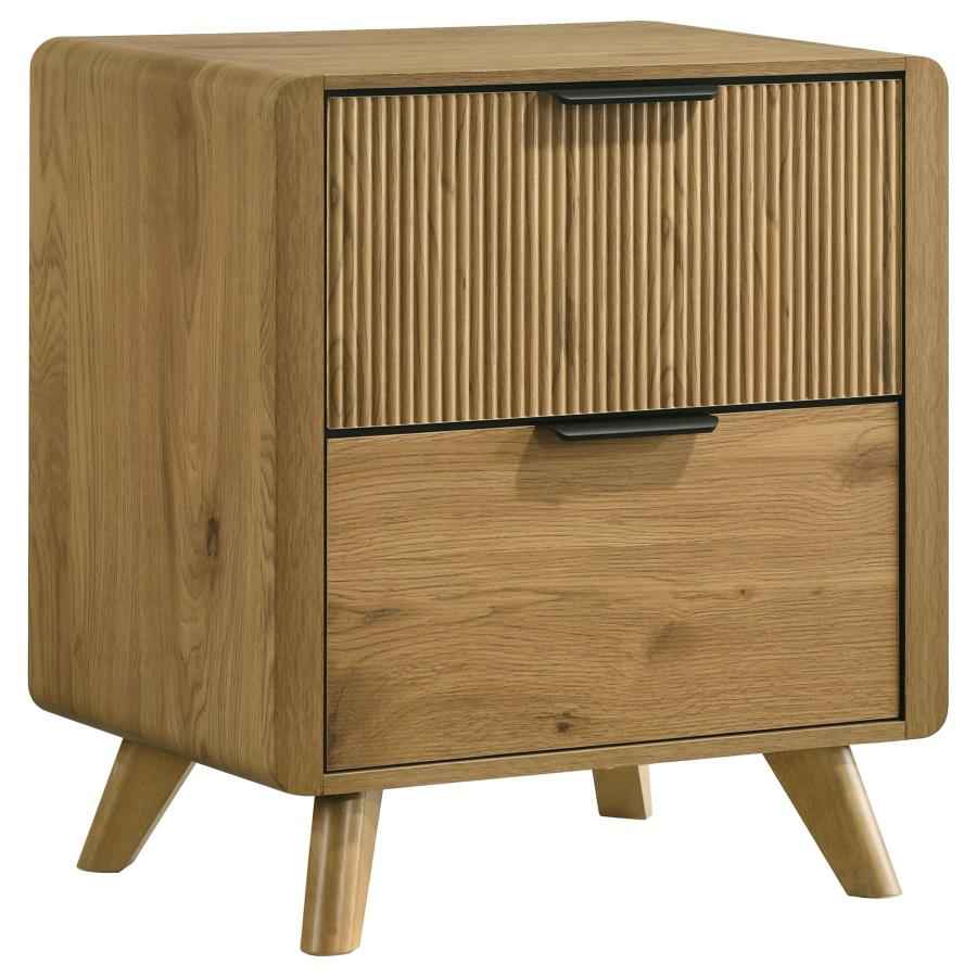 Bennett 4-piece Queen Bedroom Set Light Oak