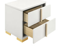 Marceline 4-piece Eastern King Bedroom Set White