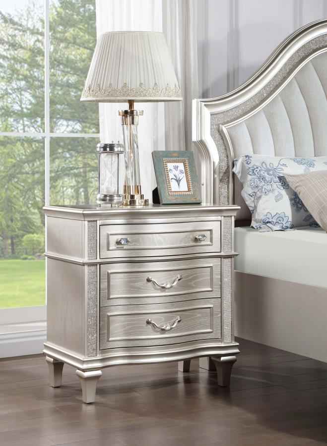 Evangeline 3-drawer Nightstand Silver Oak - Home & Sleep Outlet