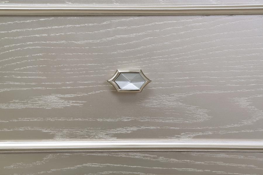 Evangeline 9-drawer Dresser Silver Oak - Home & Sleep Outlet
