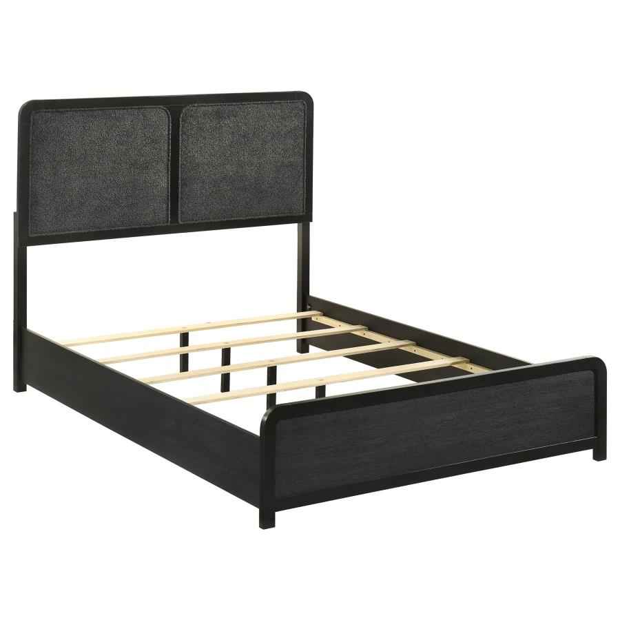 Cavelle 5-piece Full Bedroom Set Black