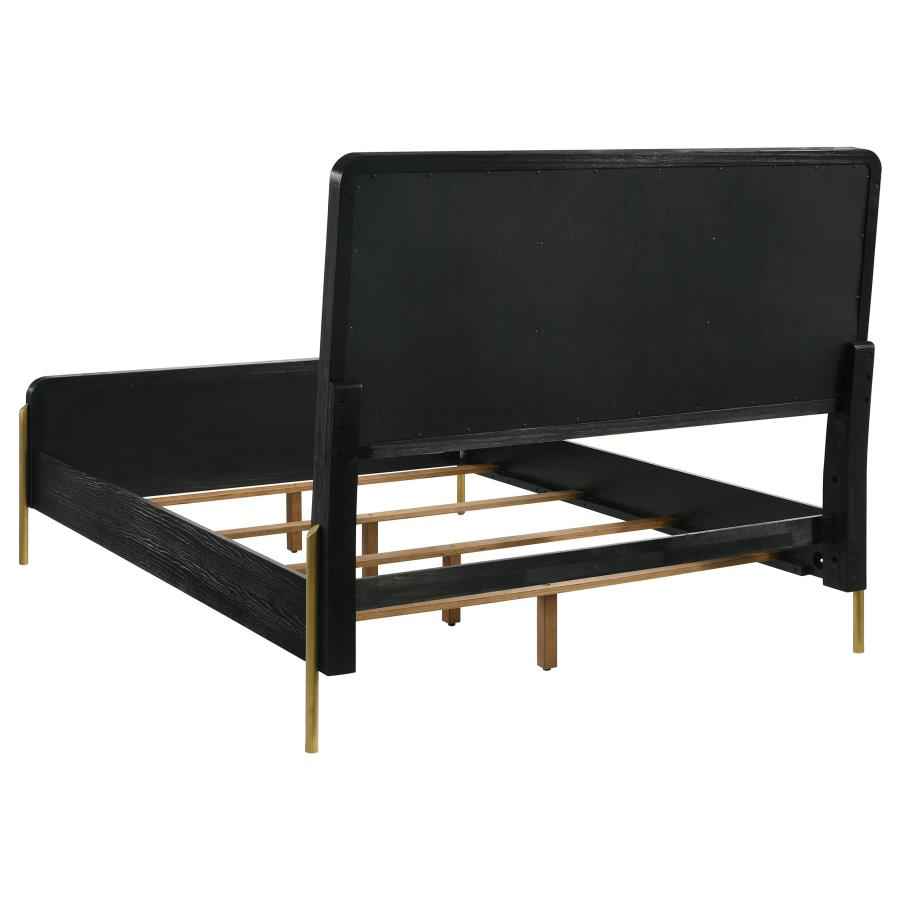 Arini 4-piece Eastern King Bedroom Set Cream and Black