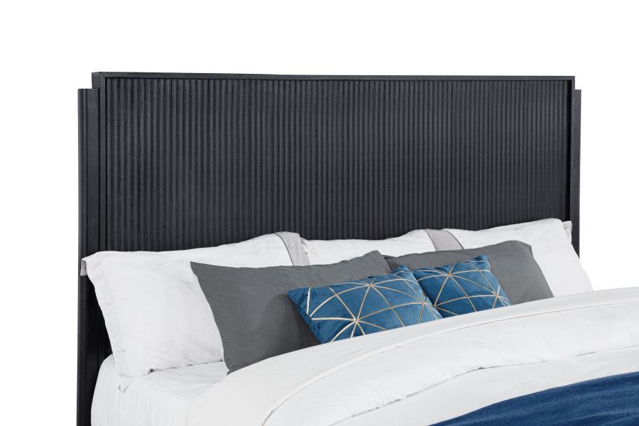 Brookmead Wood California King Panel Bed Black