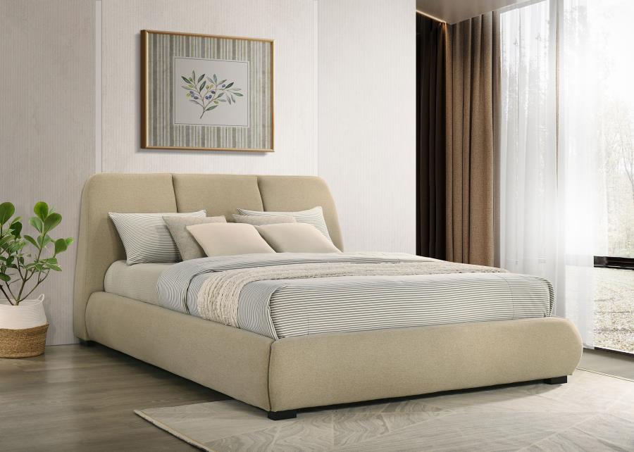 Home & Sleep Outlet - Mokena 46-inch Upholstered California King Platform Bed Brown
