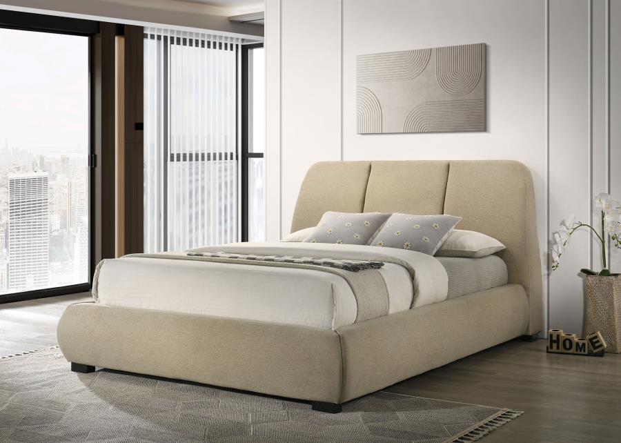 Home & Sleep Outlet - Mokena 46-inch Upholstered Queen Platform Bed Brown