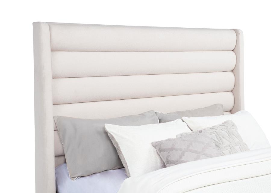 Home & Sleep Outlet - Leslie Upholstered Tufted Full Wingback Platform Bed Beige