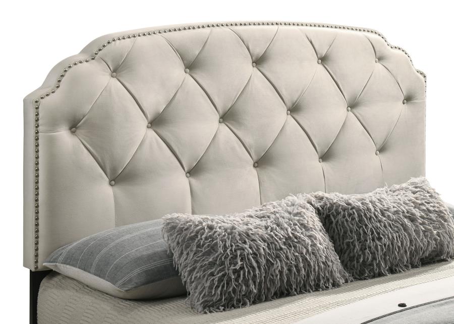 Home & Sleep Outlet - Marianna 4-drawer Upholstered Eastern King Storage Bed Cream