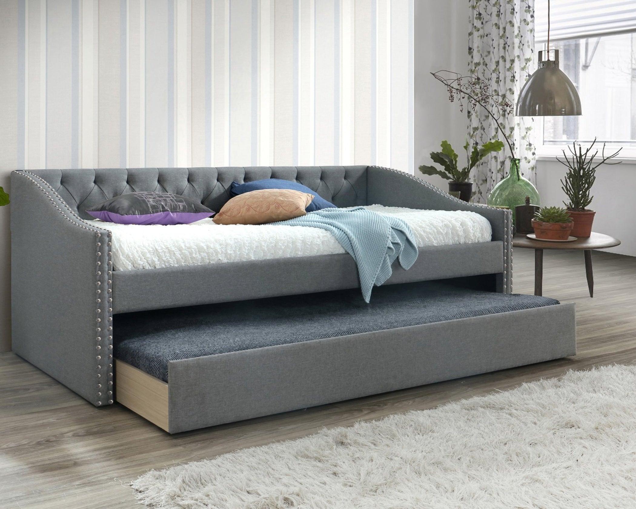 5325 Gray Loretta Daybed