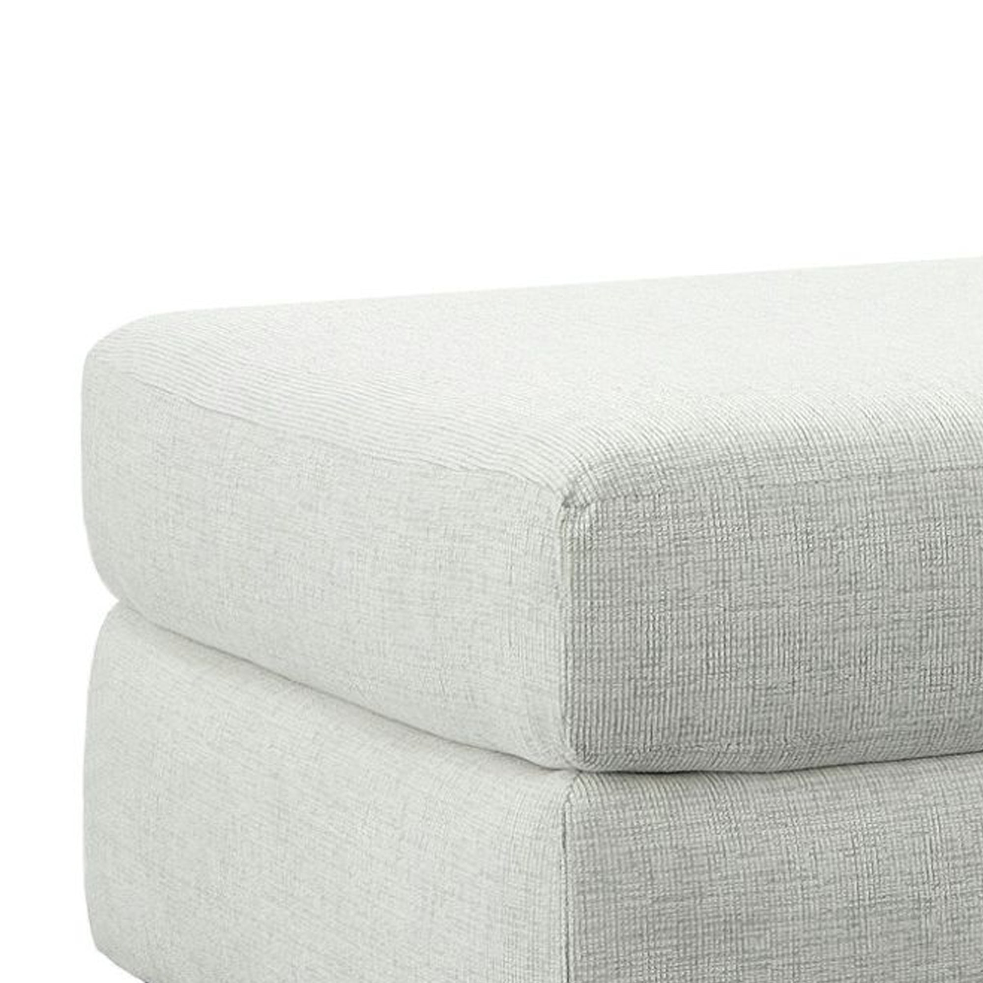 9010-Ottoman-in-Fentasy-Silver