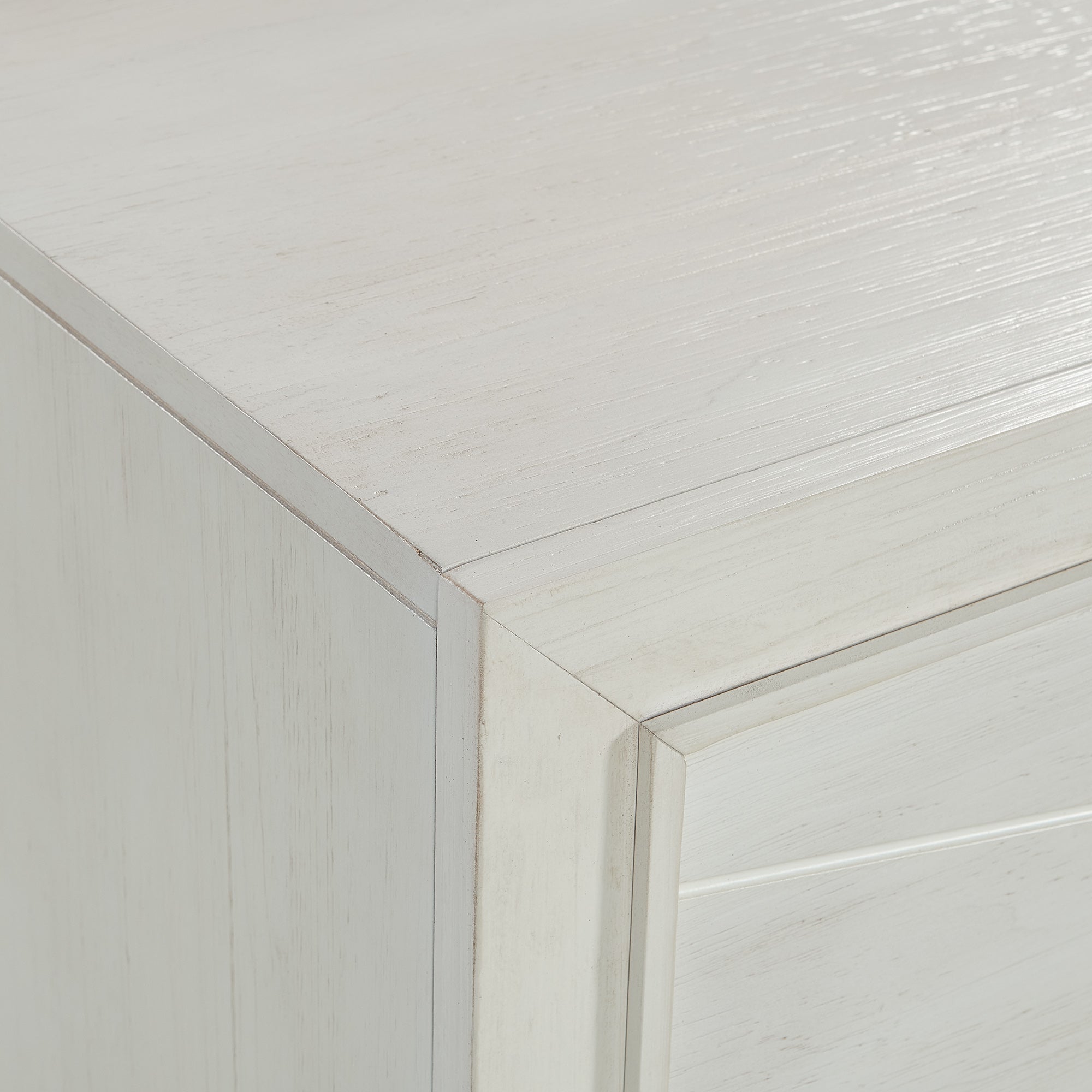 Artis-Chest-in-White
