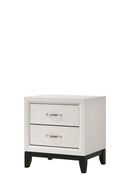 AKERSON B4610K-4P (5-Piece Bedroom Set)