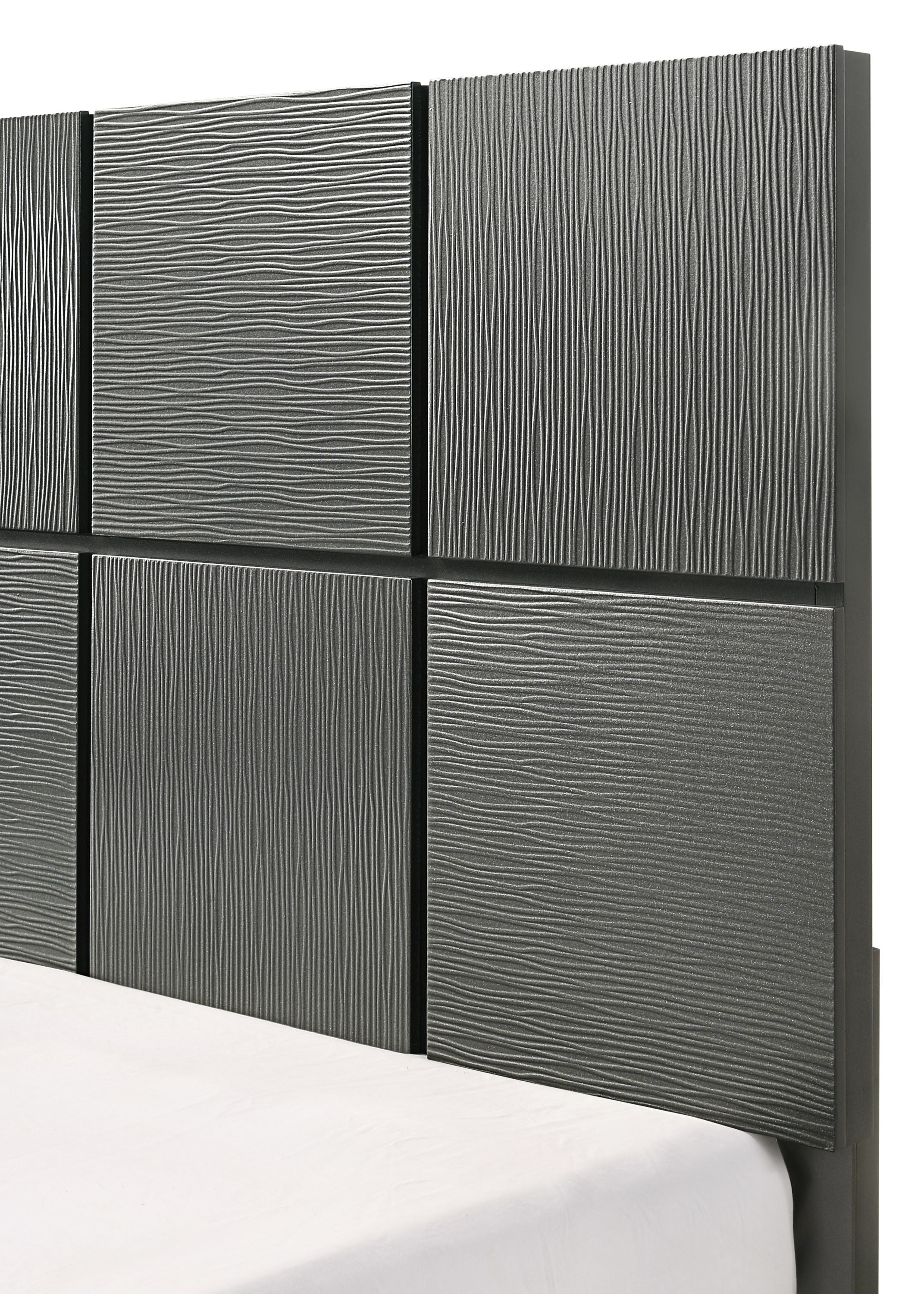 DENKER B4715K (2-Piece Bedroom Set)