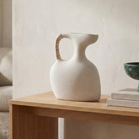 Vila 13In Sculptural Vessel Cream White