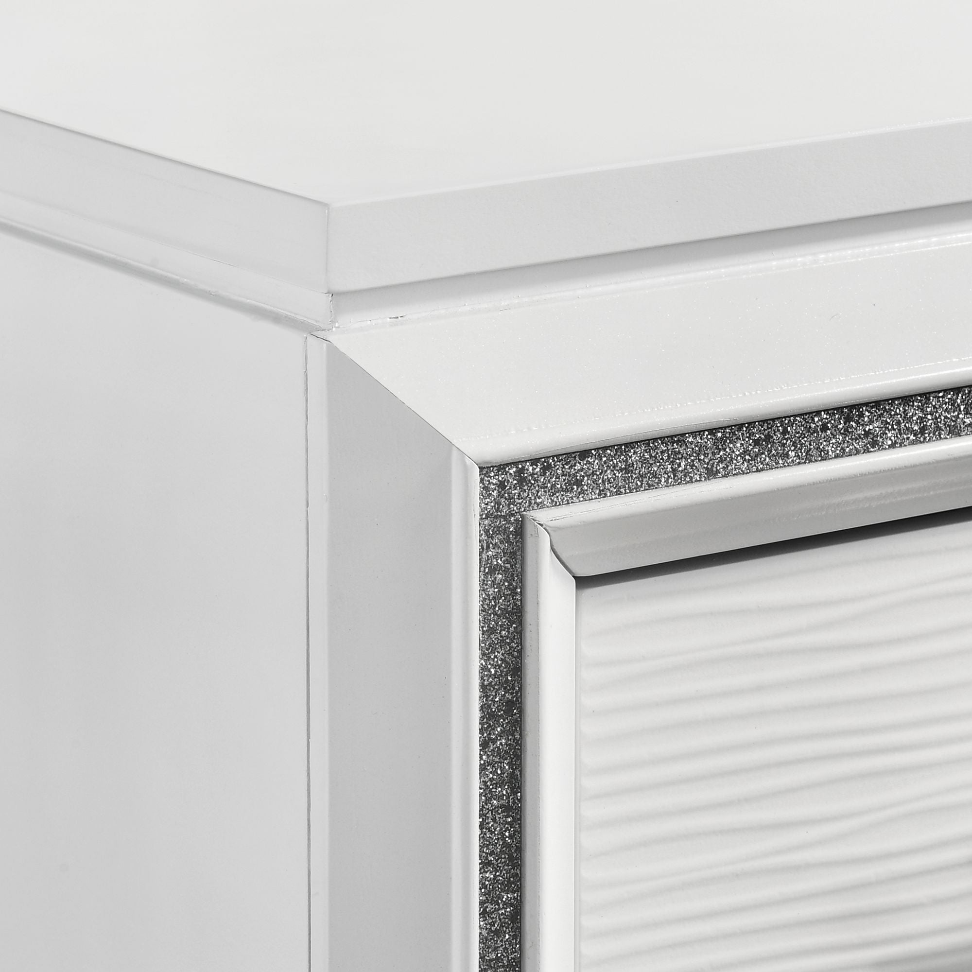 Moondance-Queen-Panel-5PC-Bedroom-Set-in-White