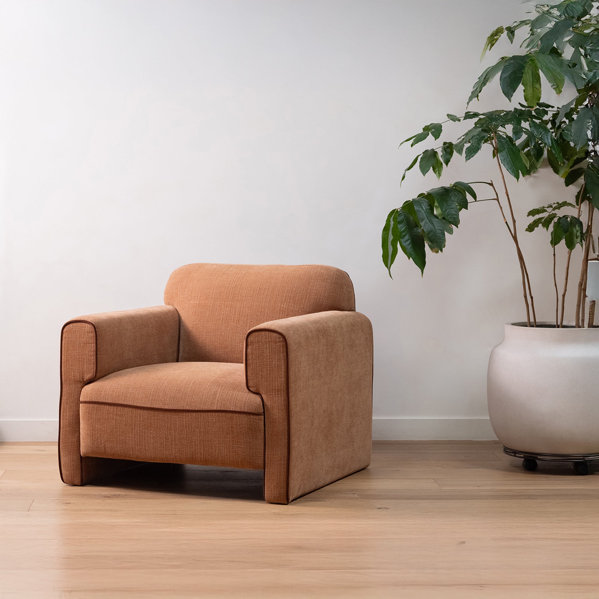 Leo Chair Light Brown