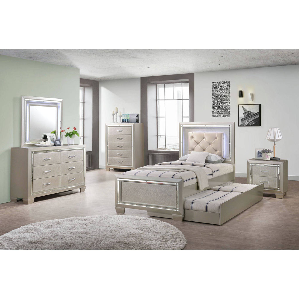 PLATINUM-YOUTH-FULL-PLATFORM-W/-TRUNDLE-4PC-BEDROOM-SET