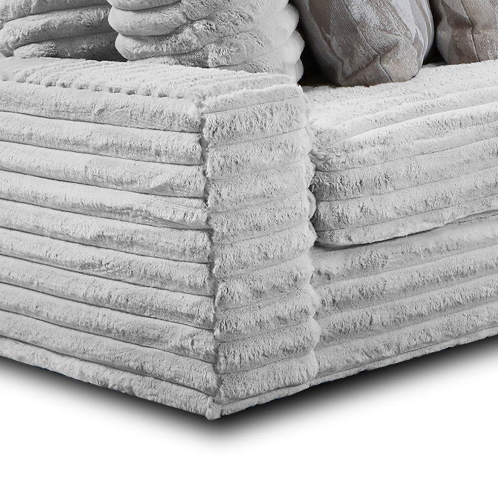 Serene-Sectional-RHF-Sofa-in-Hush-Moonstruck-with-3-Pillows