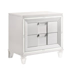 Twenty-Nine-King-Storage-3PC-Bedroom-Set-in-White