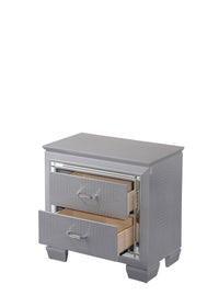 LILLIAN B7100K-5P (7-Piece Bedroom Set)
