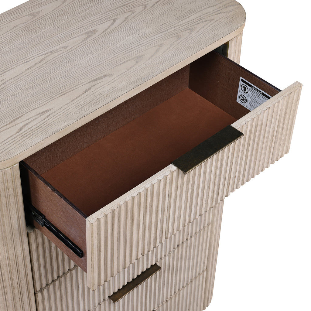 Henry Sand Chest