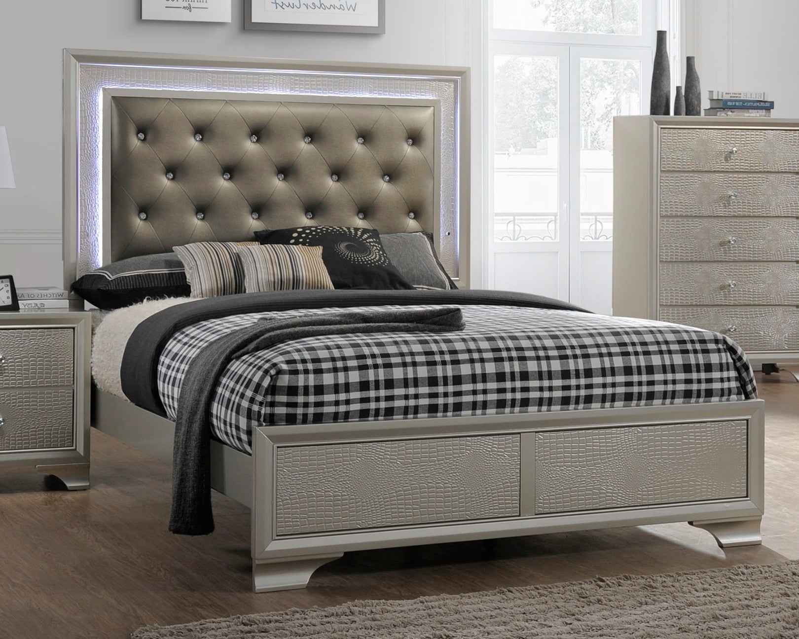 CM4300 Lyssa