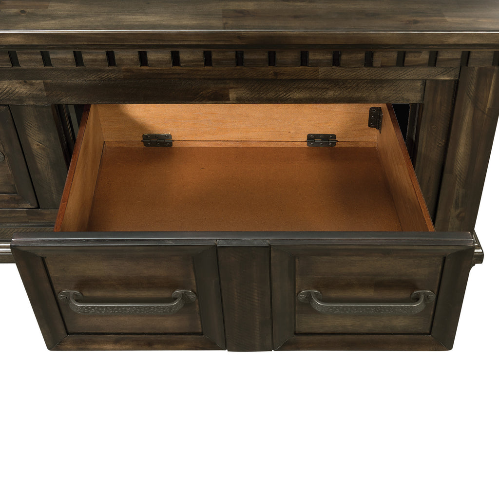 McCabe-Queen-Storage-3PC-Bedroom-Set