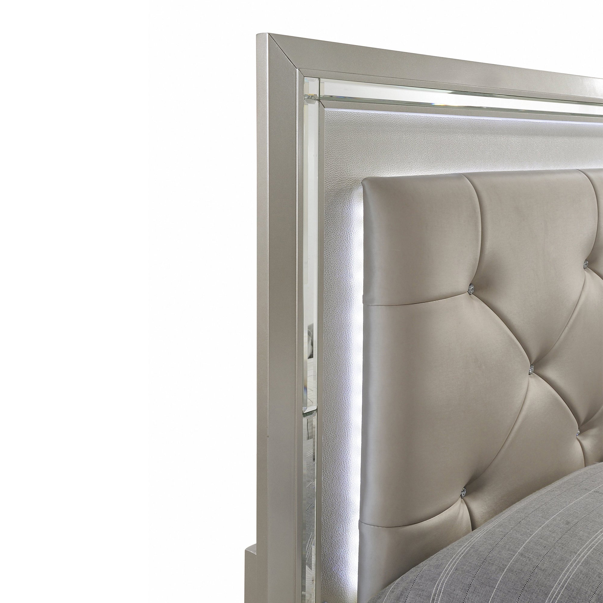 PLATINUM-QUEEN-PLATFORM-STORAGE-4PC-BEDROOM-SET