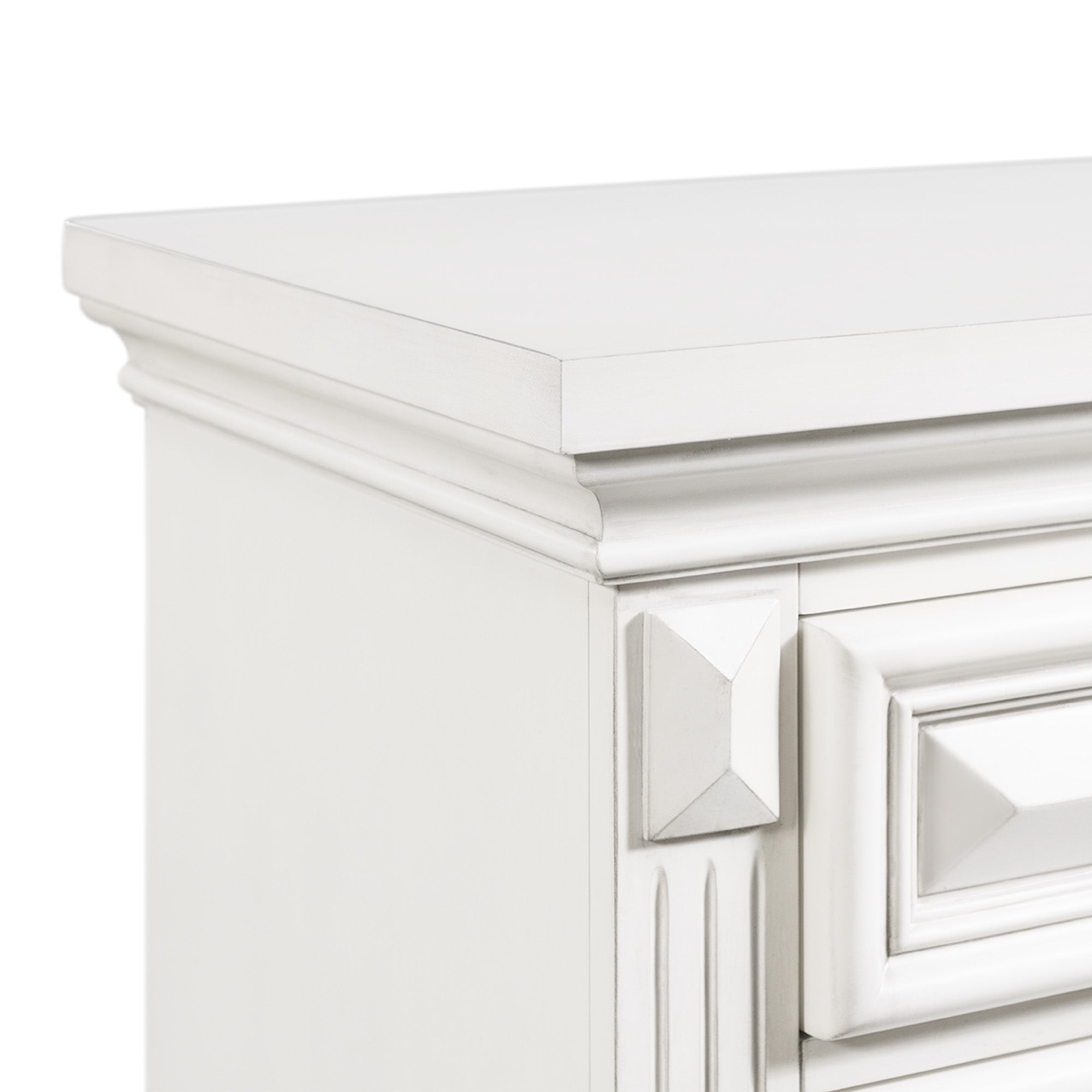 Calloway-Chest-Antique-White-Color