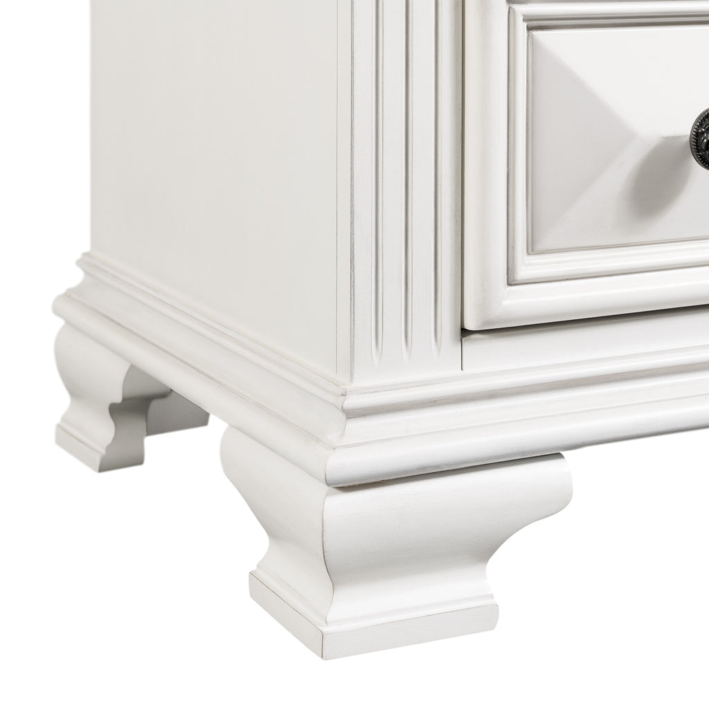 Calloway-Chest-Antique-White-Color