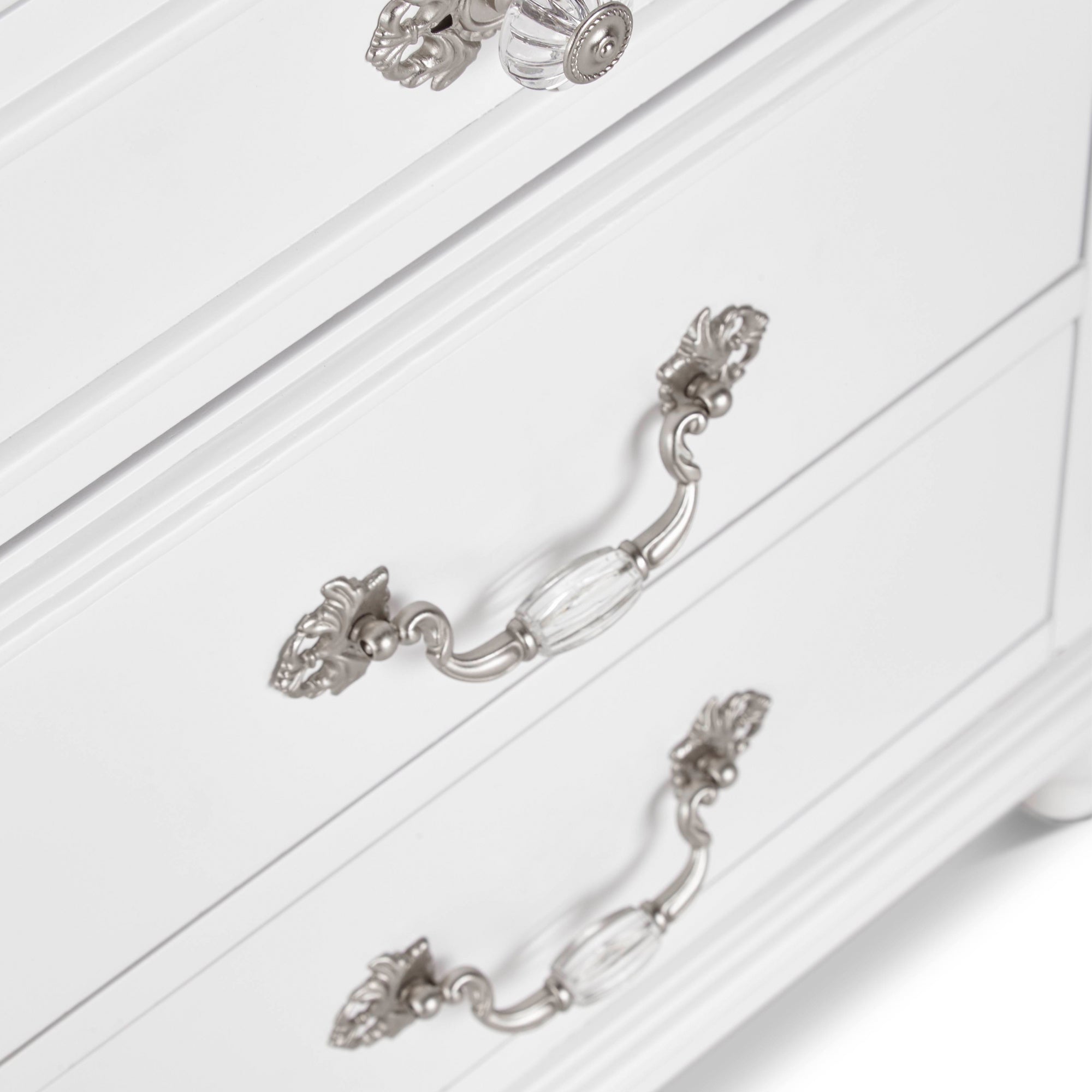 Alana-Dresser