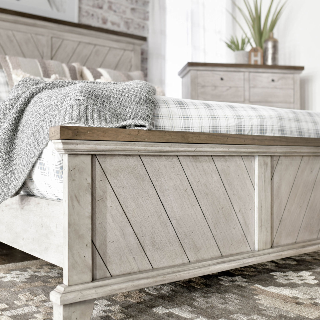 Bear Creek Queen Footboard