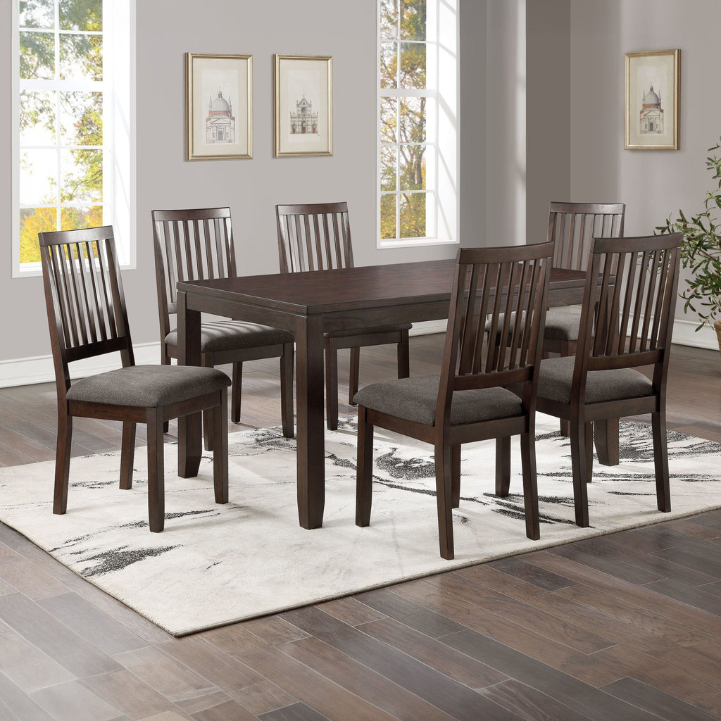 Yorktown Dining Set